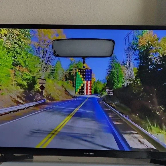 Jamerican Car Mirror Danglers/Necklace. - Picture 2 of 2